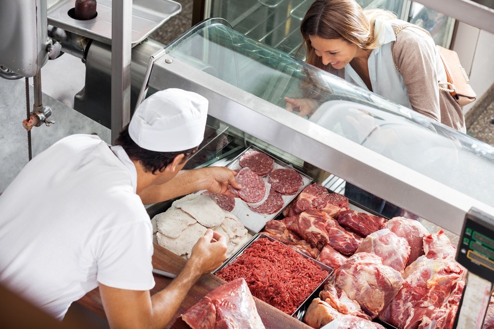 Agencement boucherie et espace viande avec vitrine boucherie